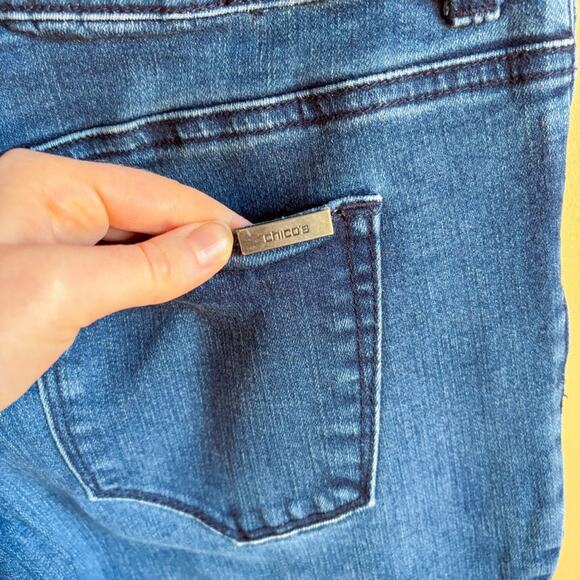 Chico’s So Slimming Dark Wash Jeans Size 0 - Picture 8 of 9